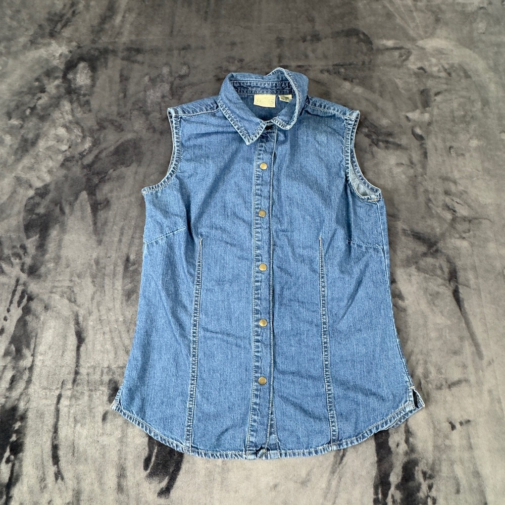 St Johns Bay Denim Sleeveless Top Womens Smallโ Blue Button Front Cotton 2719